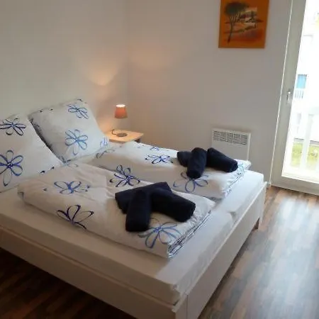 Apartamento Fewo-13-2-ferienwohnung-in-graal-mueritz